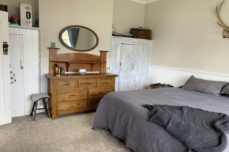 Photo of property in 2 Armstrong Street, Balclutha, 9230