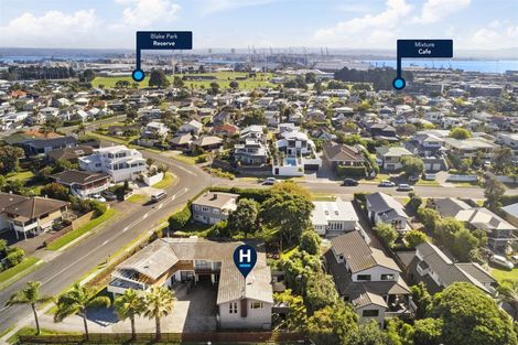 Photo of property in 33c Tay Street, Mount Maunganui, 3116