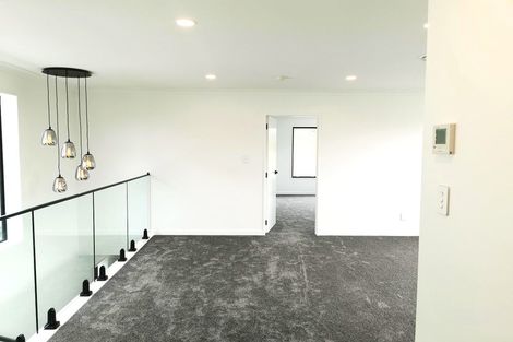 Photo of property in 10 Kotuitui Drive, Wainui, 0992