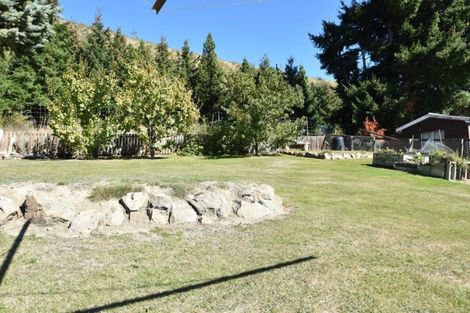 Photo of property in 16 Black Peak Road, Omarama, 9412