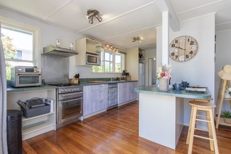 Photo of property in 2 Savage Crescent, Waipukurau, 4200