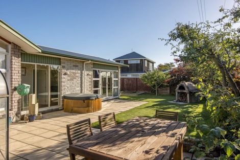 Photo of property in 28 Balcairn Street, Halswell, Christchurch, 8025