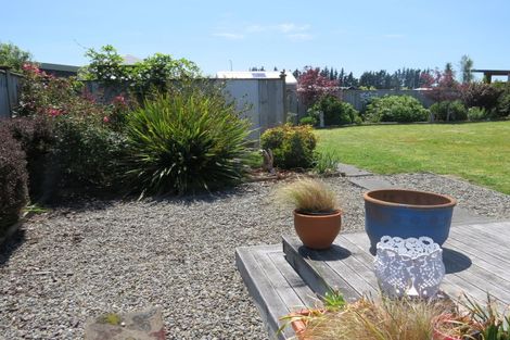 Photo of property in 24 Charles Street, Carterton, 5713