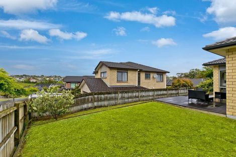 Photo of property in 62 Lake Panorama Drive, Henderson, Auckland, 0612