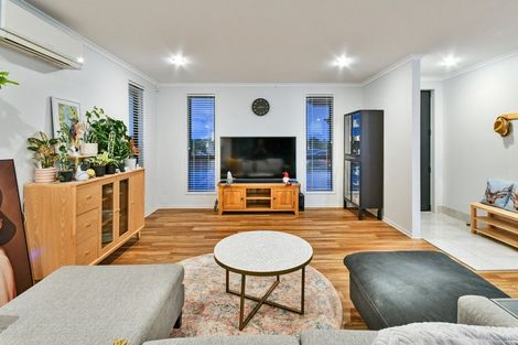 Photo of property in 10 Mcneish Place, Pokeno, 2402