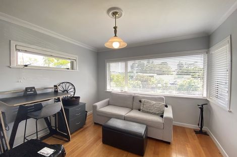 Photo of property in 242 Ngatai Road, Otumoetai, Tauranga, 3110