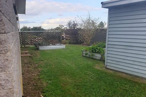 Photo of property in 10 Kaiwaka Road, Waiuku, 2123