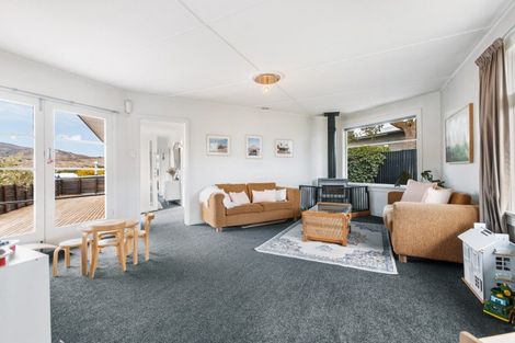 Photo of property in 49 Ray Street, Cromwell, 9310