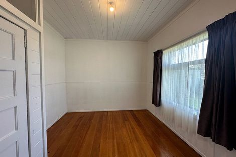 Photo of property in 104 Centennial Avenue, Waitara, 4320