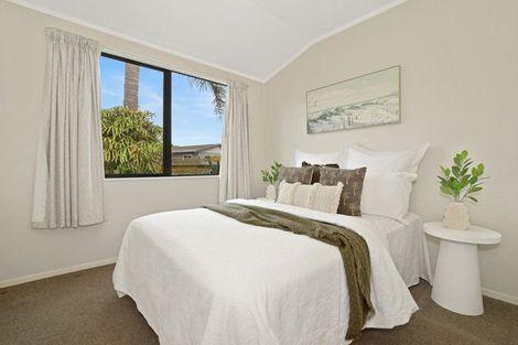 Photo of property in 45 Kane Road, Papamoa Beach, Papamoa, 3118