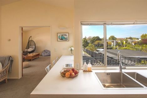 Photo of property in 51a Celia Street, Redcliffs, Christchurch, 8081