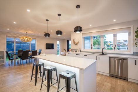 Photo of property in 3 Barbaras Way, Waikanae Beach, Waikanae, 5036