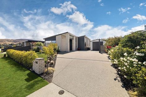 Photo of property in 17 Guano Crescent, Cromwell, 9310