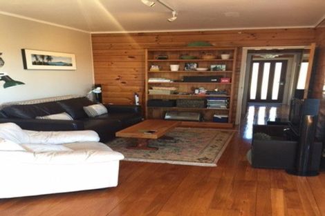 Photo of property in 97 Eversleigh Road, Belmont, Auckland, 0622