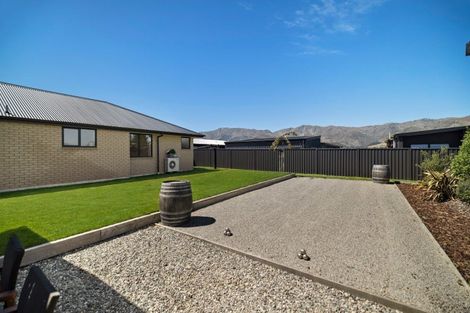 Photo of property in 14 Teal Place, Lake Hawea, Wanaka, 9382