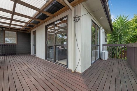 Photo of property in 30 Ransom Smyth Drive, Goodwood Heights, Auckland, 2105