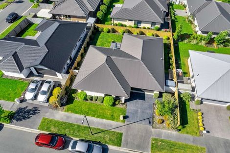 Photo of property in 22 Bradwell Crescent, Halswell, Christchurch, 8025