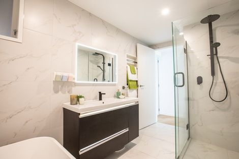 Photo of property in 10 Satchell Way, Kaiwharawhara, Wellington, 6035