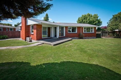 Photo of property in 15 Wolsey Place, Hillmorton, Christchurch, 8025