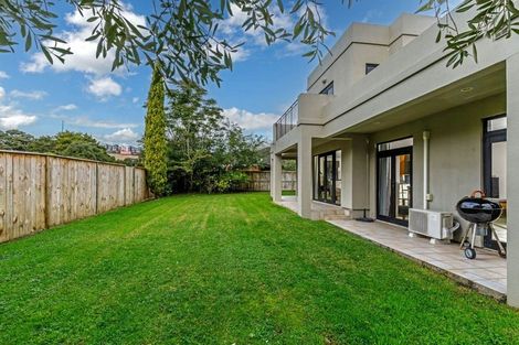Photo of property in 6 Widdison Place, Albany, Auckland, 0632