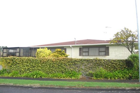 Photo of property in 21 Park Lane, Waitara, 4320