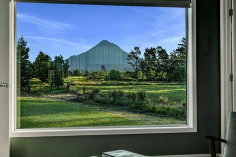 Photo of property in 438 Alfred Road, Kaimiro, New Plymouth, 4371