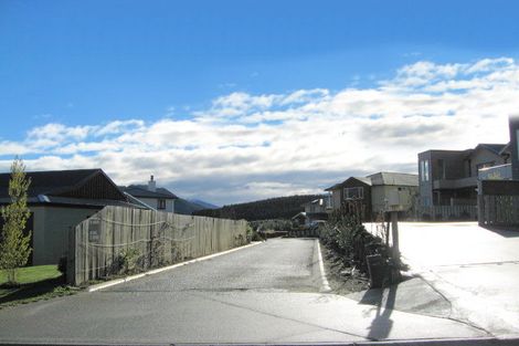 Photo of property in 26 Mataraki Place, Wanaka, 9305