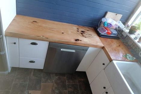 Photo of property in 150 Wirihana Road, Hawera, 4674