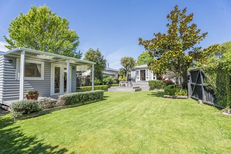 Photo of property in 9 Malcolm Avenue, Cashmere, Christchurch, 8022