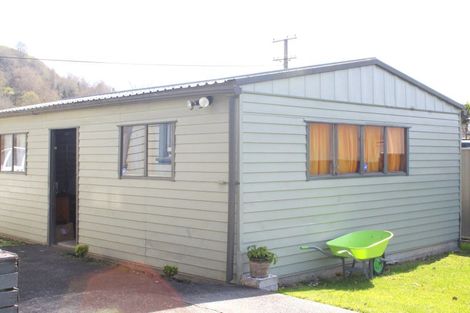 Photo of property in 36 Te Kumi Road, Te Kuiti, 3910