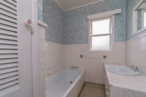 Photo of property in 21 Puhinui Road, Manukau, Auckland, 2104