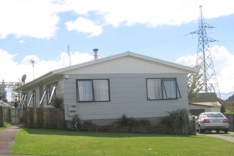 Photo of property in 20 Thebes Street, Pomare, Rotorua, 3015