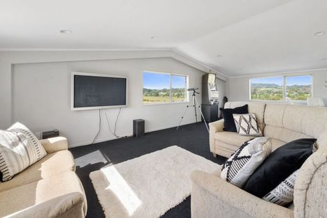 Photo of property in 141 Wades Road, Whitford, Howick, 2571