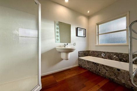 Photo of property in 4 Tomo Street, New Lynn, Auckland, 0600