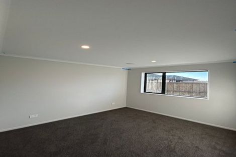 Photo of property in 29 Meadow View Drive, Belfast, Christchurch, 8051