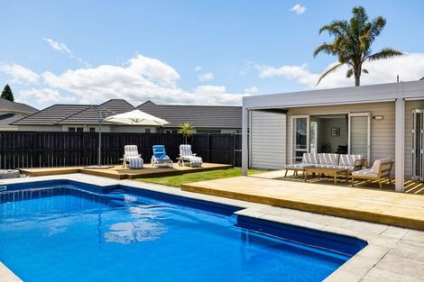 Photo of property in 5 The Esplanade, Huntington, Hamilton, 3210