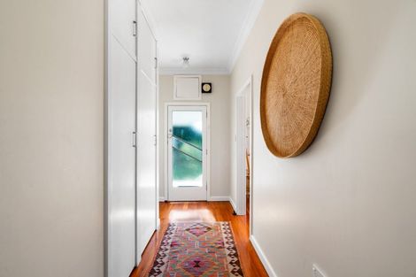 Photo of property in 16 Douglas Mclean Avenue, Marewa, Napier, 4110