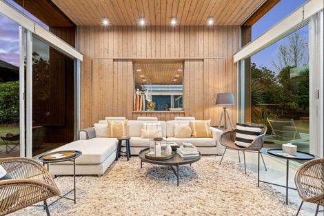 Photo of property in 64 Taumata Road, Omaha, 0986