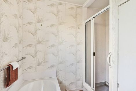 Photo of property in 11a Kingswood Grove, Raumati Beach, Paraparaumu, 5032