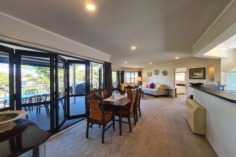 Photo of property in 20 Pagitt Street, Coromandel, 3506