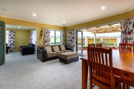 Photo of property in 101 Parnell Heights, Kelvin Grove, Palmerston North, 4414