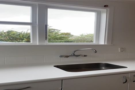 Photo of property in 6 Huxley Place, Glen Innes, Auckland, 1072