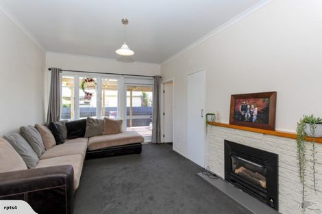 Photo of property in 39 Mouatt Street, Waitara, 4320
