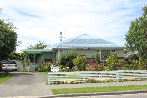 Photo of property in 6 Pembroke Street, Avondale, Christchurch, 8061