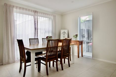 Photo of property in 7 Uma Grove, Hobsonville, Auckland, 0616