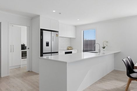 Photo of property in 34 Monaro Place, Papamoa, 3118