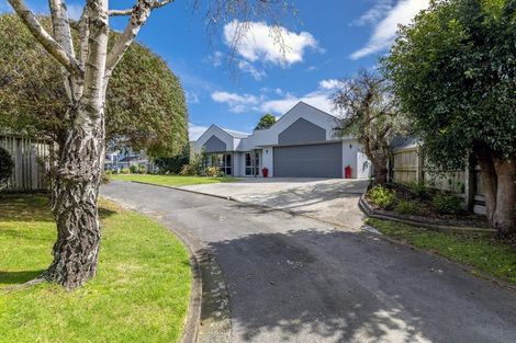 Photo of property in 2 Tainui Street, Raumati Beach, Paraparaumu, 5032