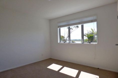 Photo of property in 76 Alverston Street, Waterview, Auckland, 1026