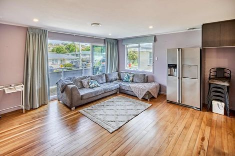 Photo of property in 118 Dimock Street, Titahi Bay, Porirua, 5022