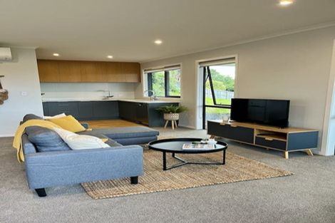 Photo of property in 130 Hibiscus Coast Highway, Red Beach, 0932